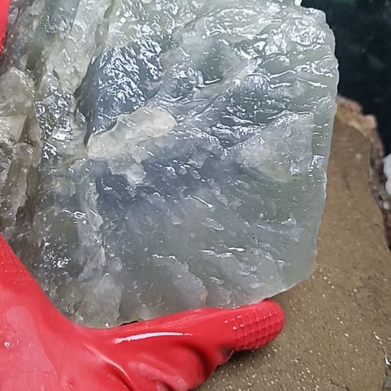 蛇纹石玉未镶嵌珠宝奇石