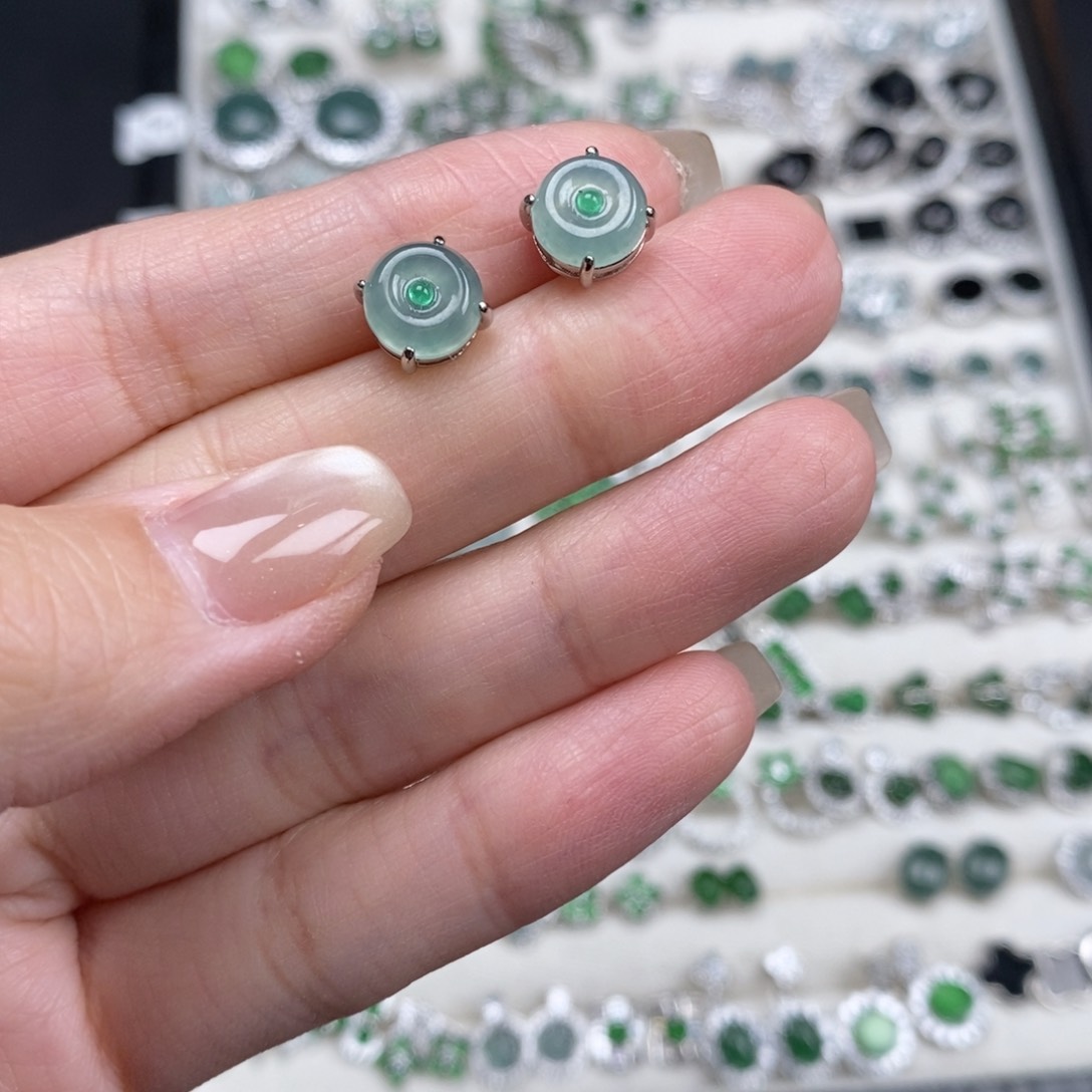 未镶嵌挂件翡翠翡翠