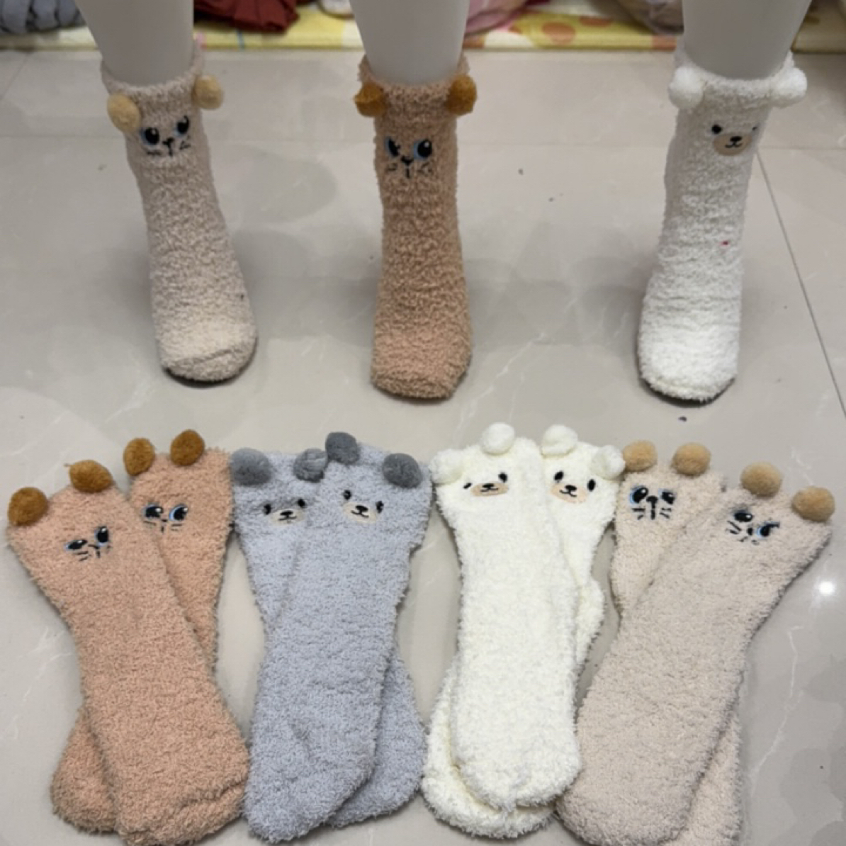 珊瑚绒短袜 立体球球耳朵刺绣脸 小熊小猫系列 34-39码左右