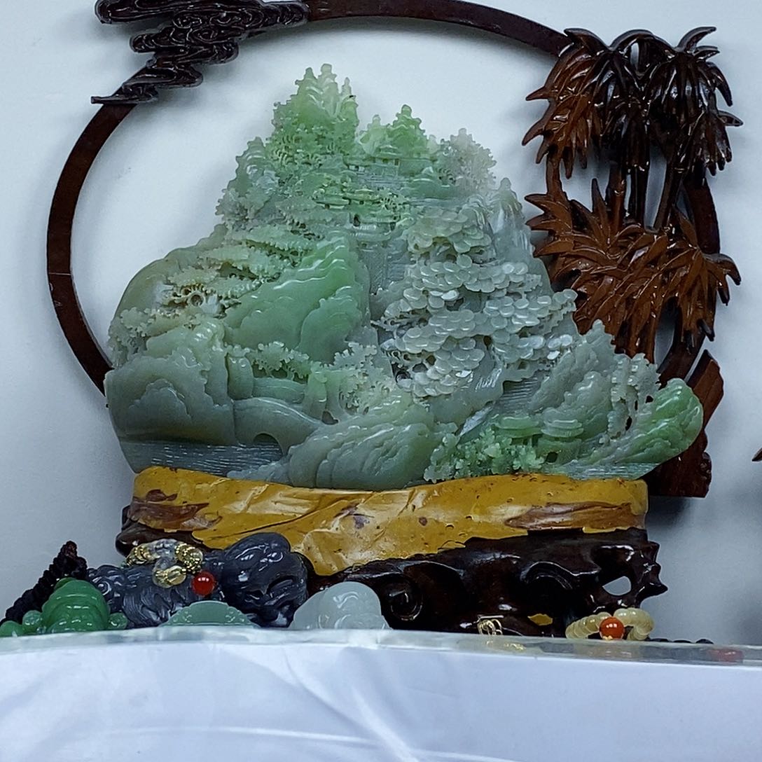 和田玉翠青大摆件未镶嵌