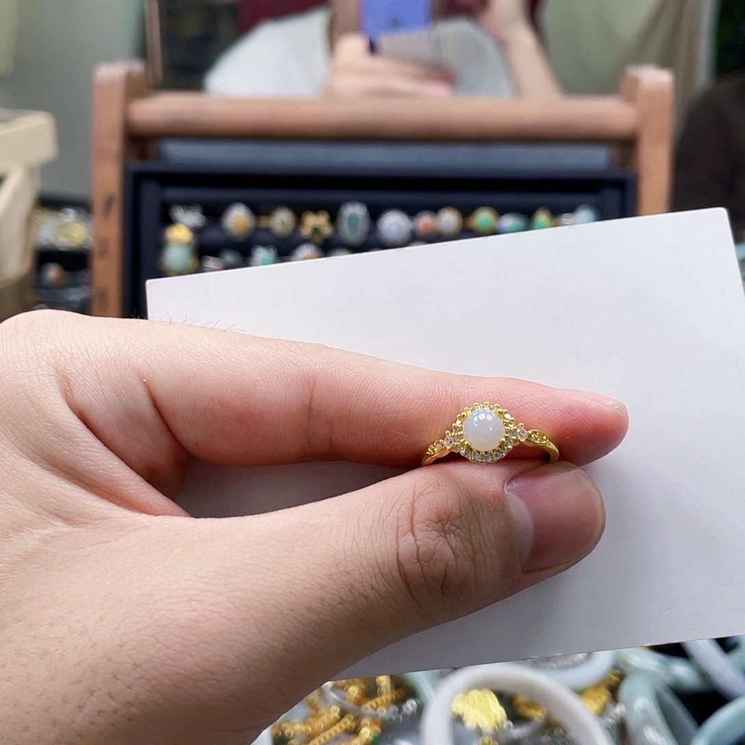 翡翠未镶嵌颈饰天然翡翠Ａ货