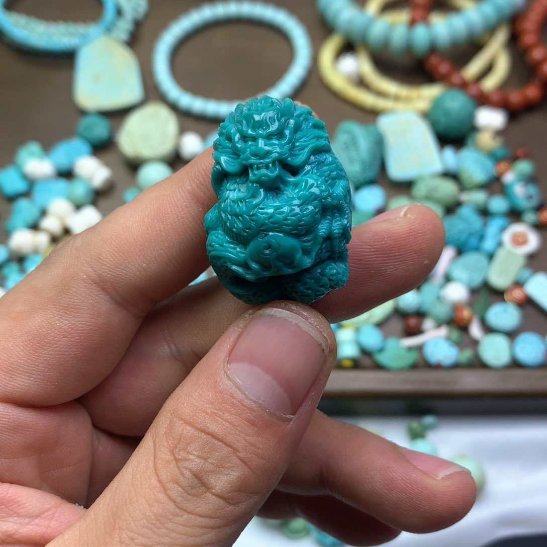 绿松石雕刻未镶嵌