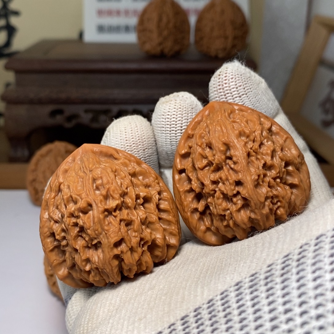 无***言文玩核桃吊坠桃心三角42