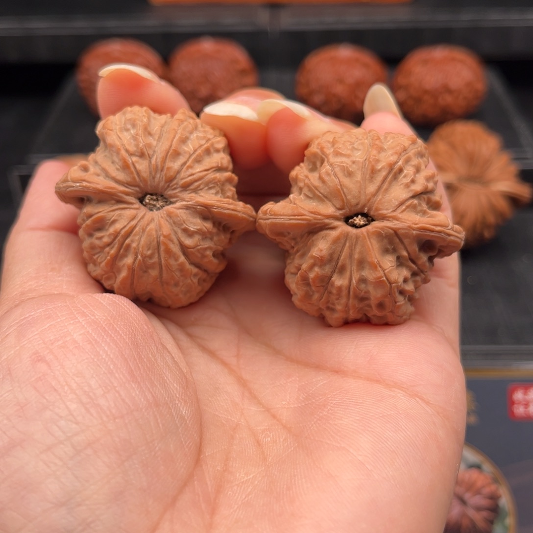 【闪购商品】吊坠文玩核桃平****师原树血麒麟38臻品
