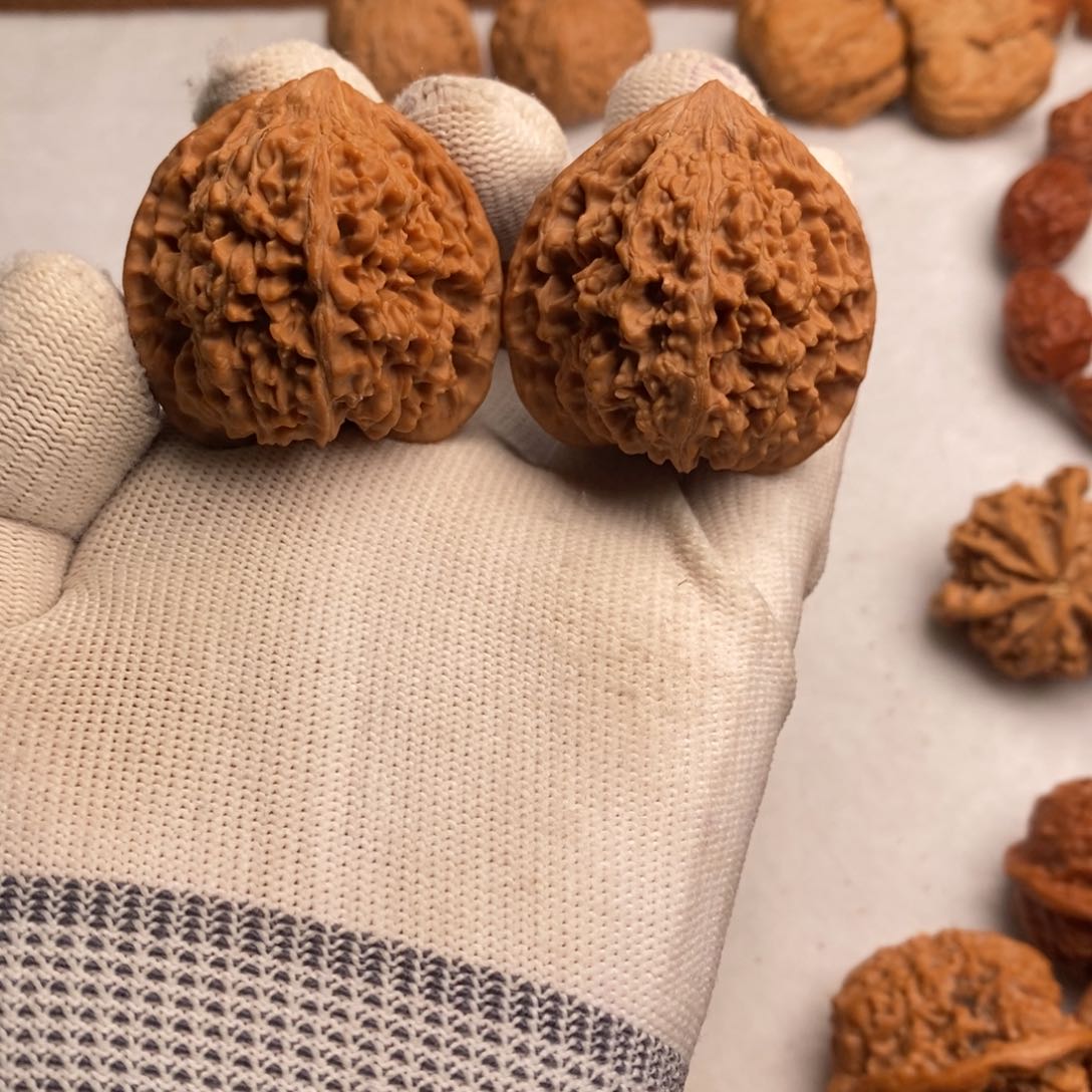 文玩核桃吊坠满天星