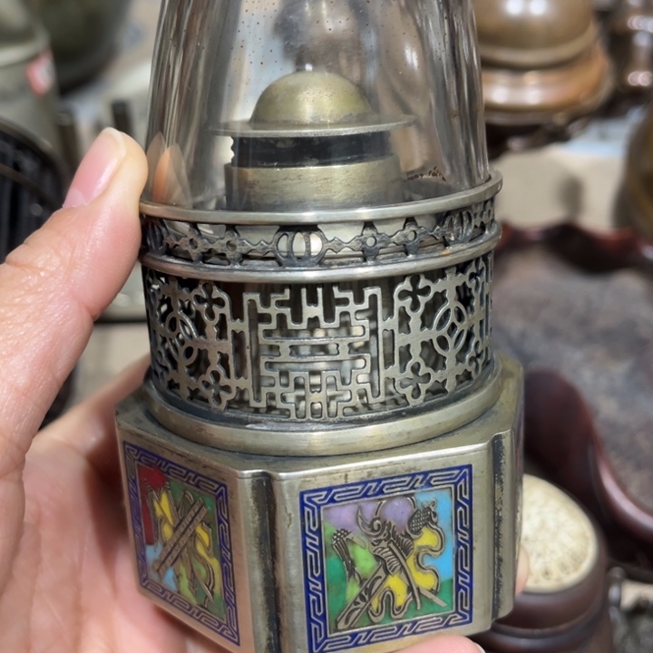 铜器型美观实用大方