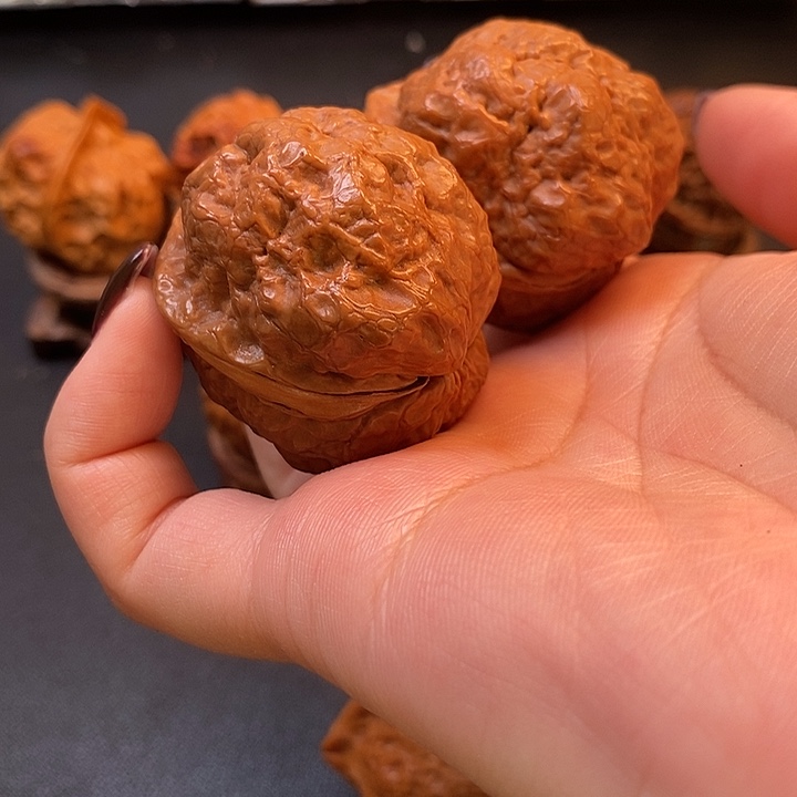 文玩核桃吊坠元宝蟾40