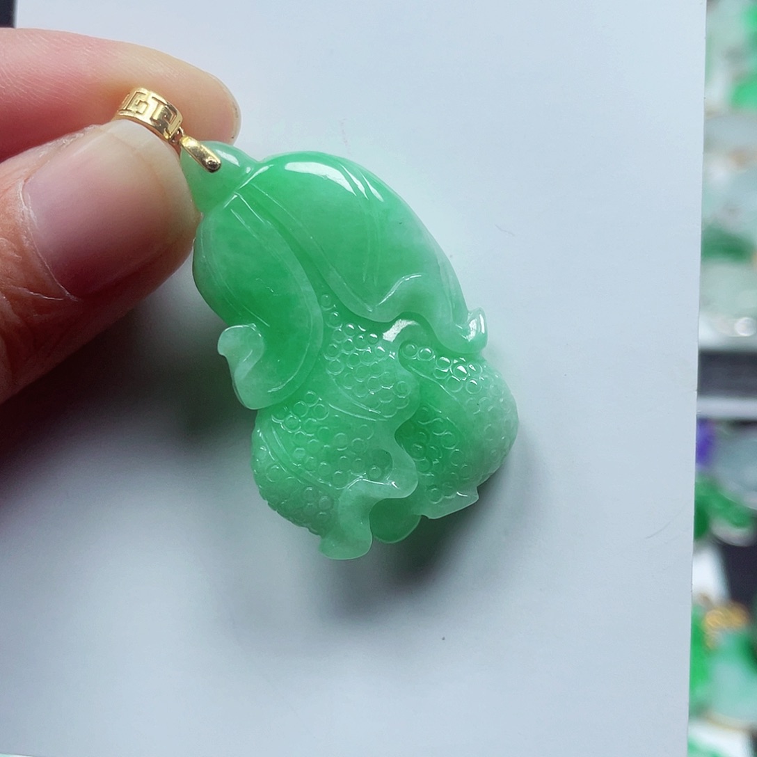 吊坠(不含链)18K金镶嵌翡翠