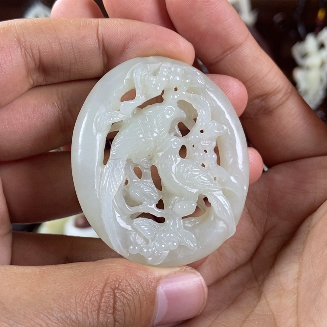 和田玉挂件未镶嵌蓝*