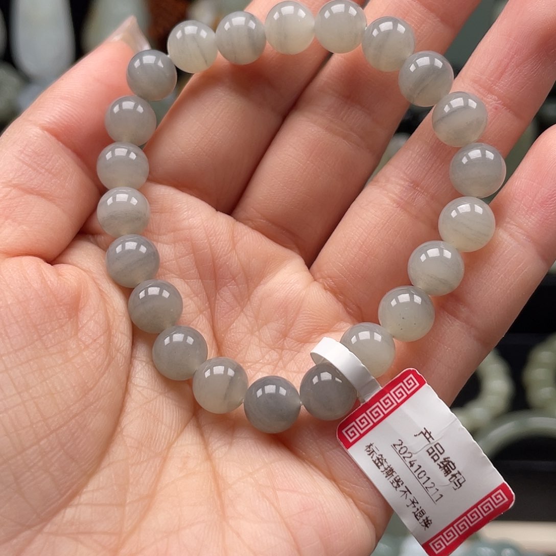 未镶嵌和田玉手链