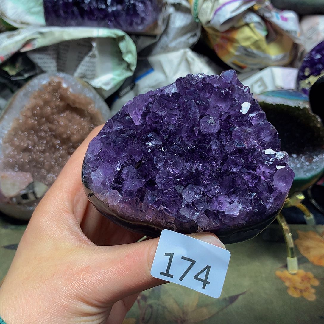 紫晶大型摆件（非配饰）未镶嵌