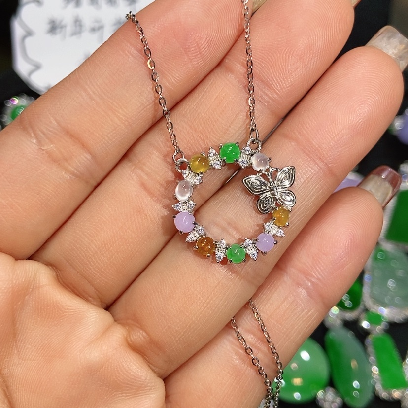 【闪购商品】翡翠颈饰未镶嵌天然翡翠