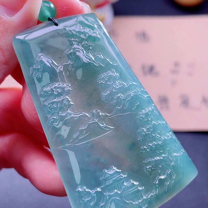 翡翠吊坠(不含链)未镶嵌