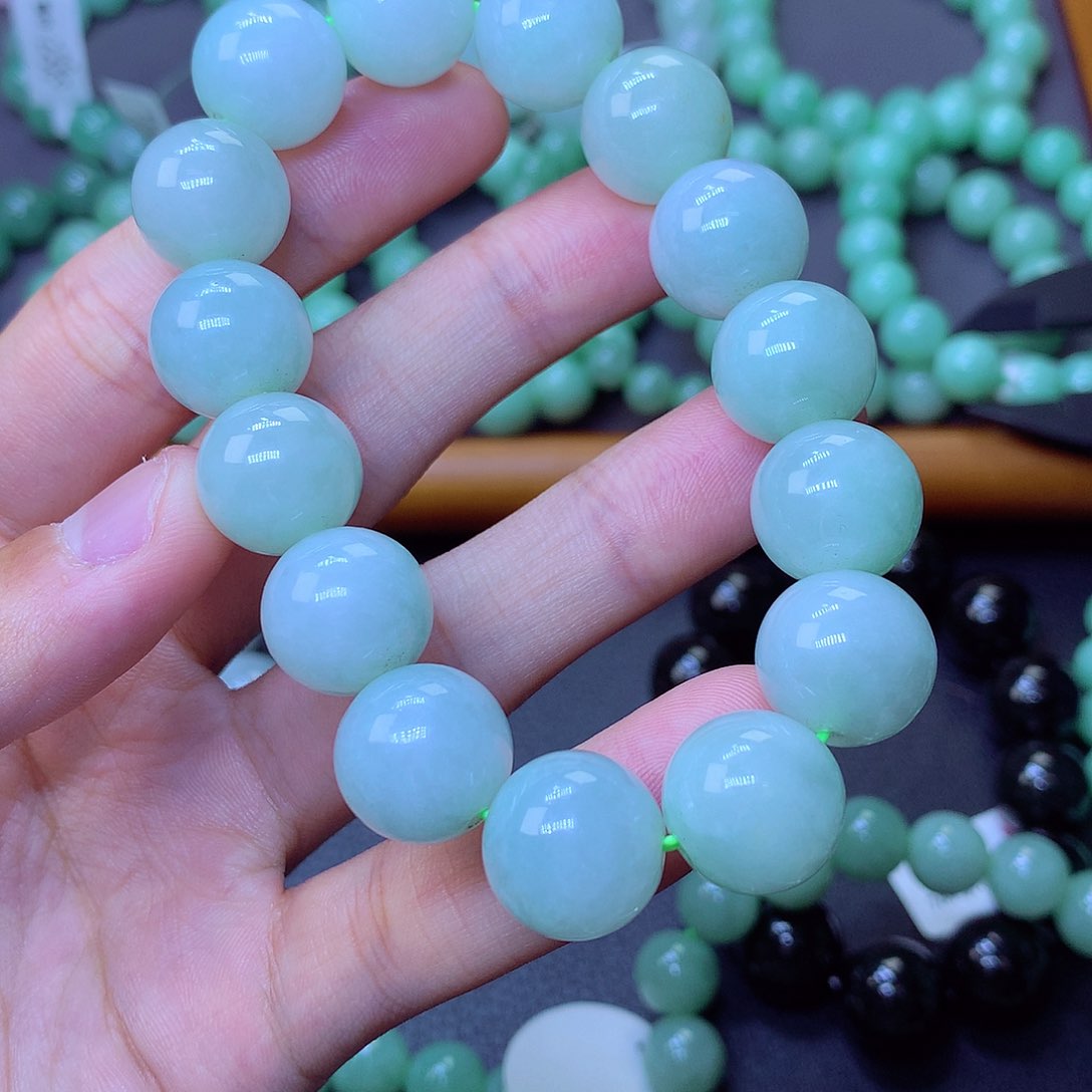 翡翠未镶嵌毛衣链