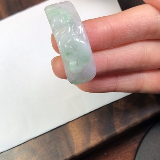 翡翠未镶嵌颈饰缅甸A货，每天下午1点开播