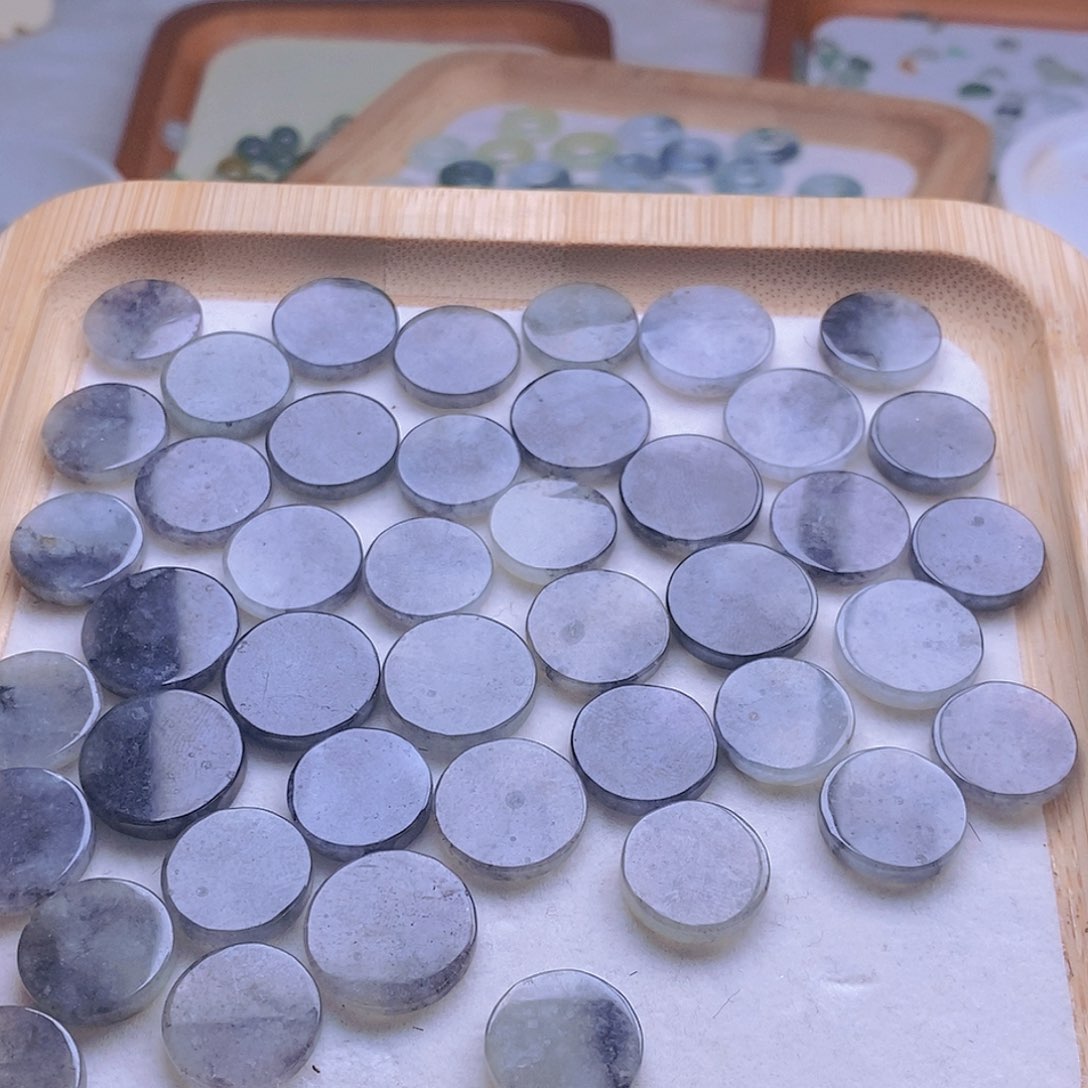 翡翠戒指未镶嵌两个起