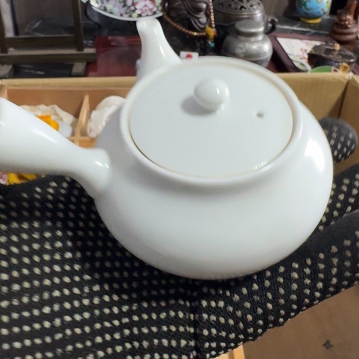 砖雕瓷器工艺品摆件等