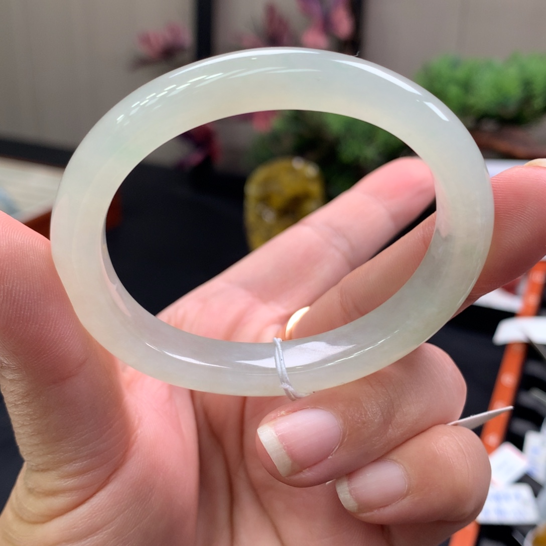 未镶嵌手镯翡翠52.8贵妃