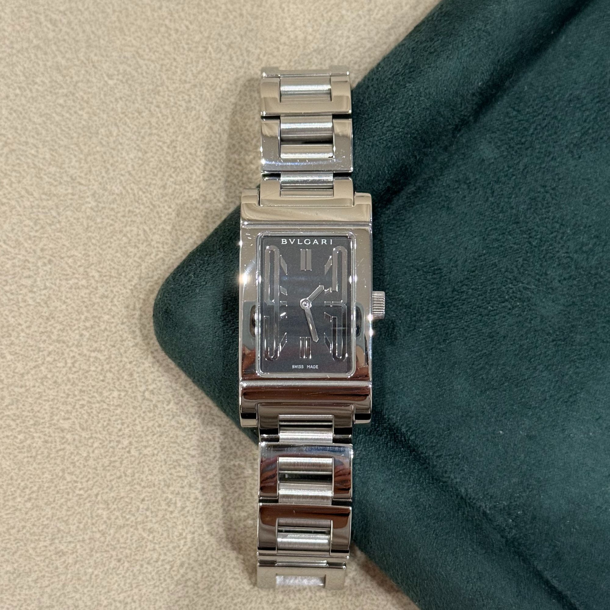 95新 BVLGARI/宝格丽 rettangolo/石英/21x39mm/女表/手表气质