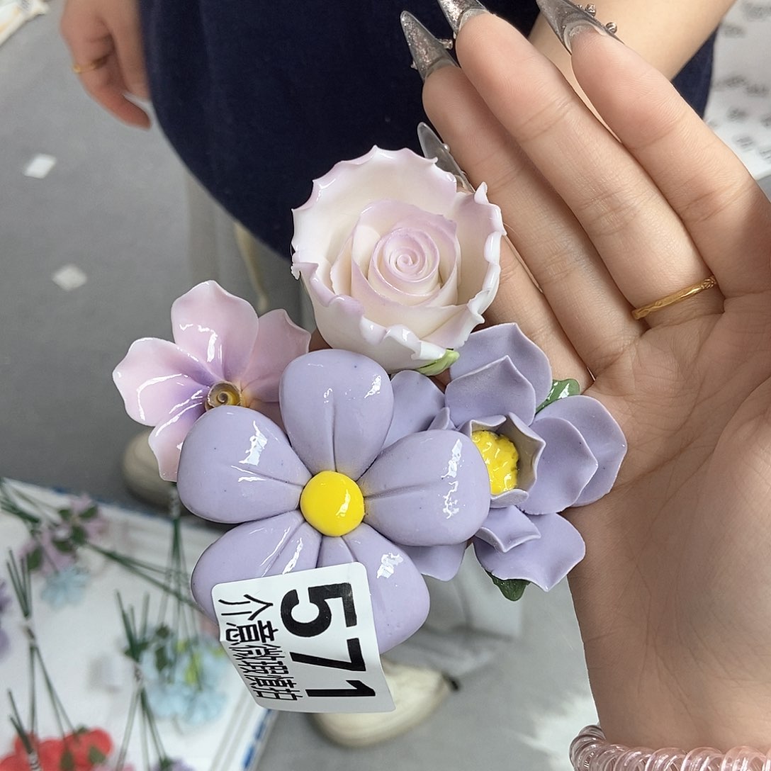 陶瓷设计风格现代