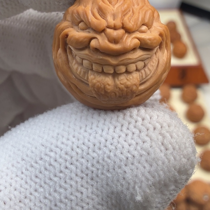 猴头核桃吊坠天眼舔僧