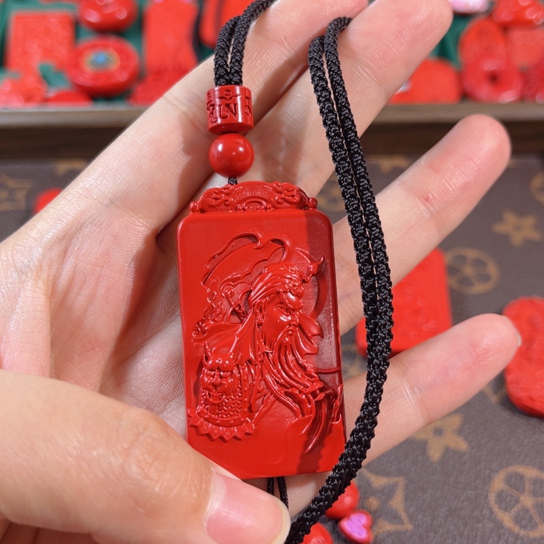 ****天然辰砂含辰砂工艺品关公吊坠