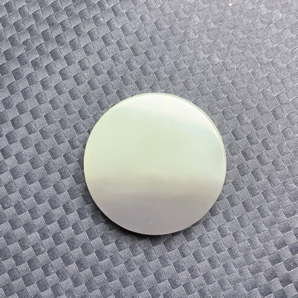 和田玉烟紫半山半水圆牌吊坠