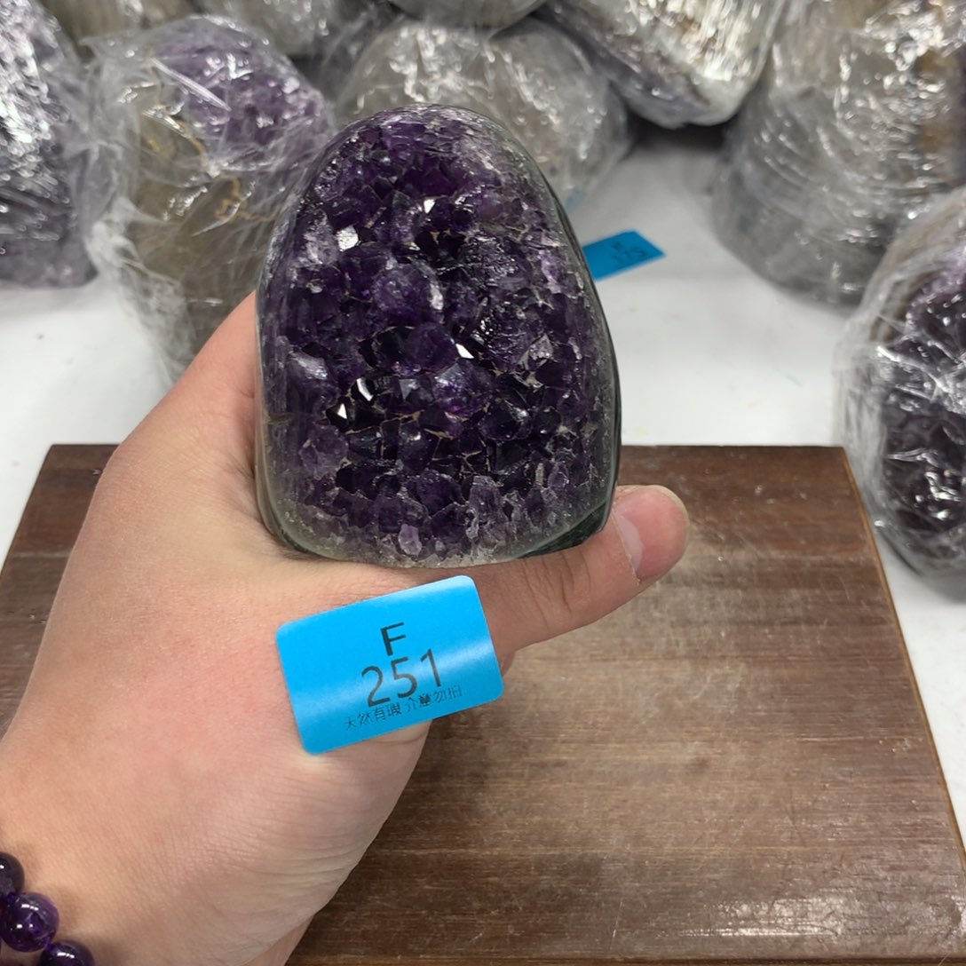紫晶大型摆件（非配饰）未镶嵌