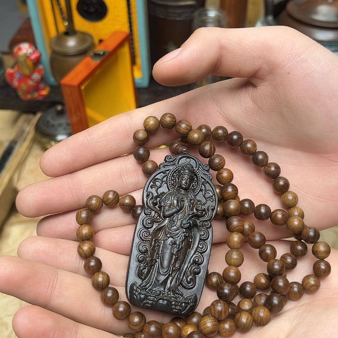 大叶紫檀（黑酸枝木类）