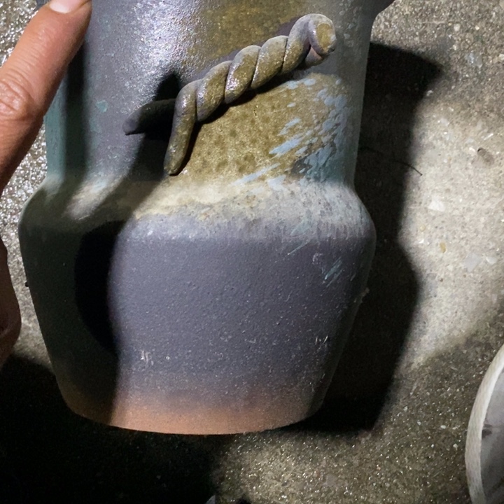 紫砂花盆高22口20瑕疵