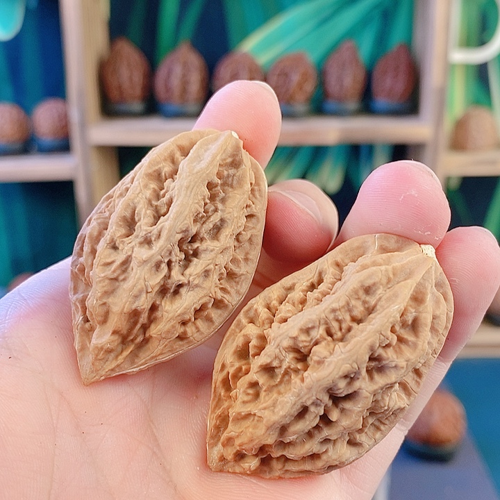 文玩核桃吊坠73¥¥梭鱼