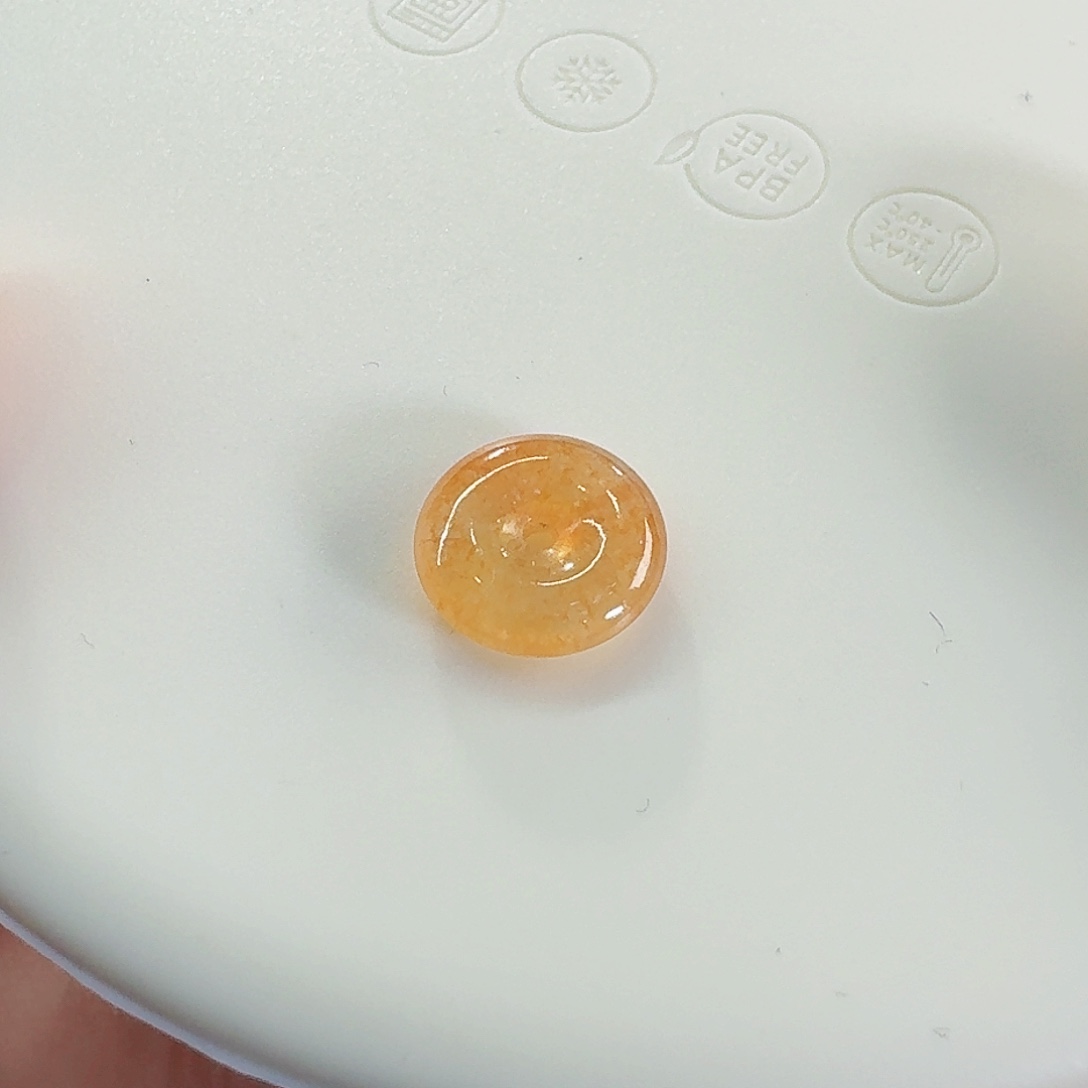 翡翠颈饰未镶嵌平安扣