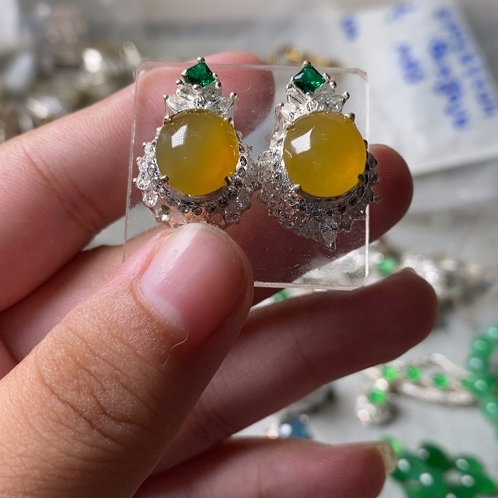 翡翠未镶嵌挂件翡翠冰种