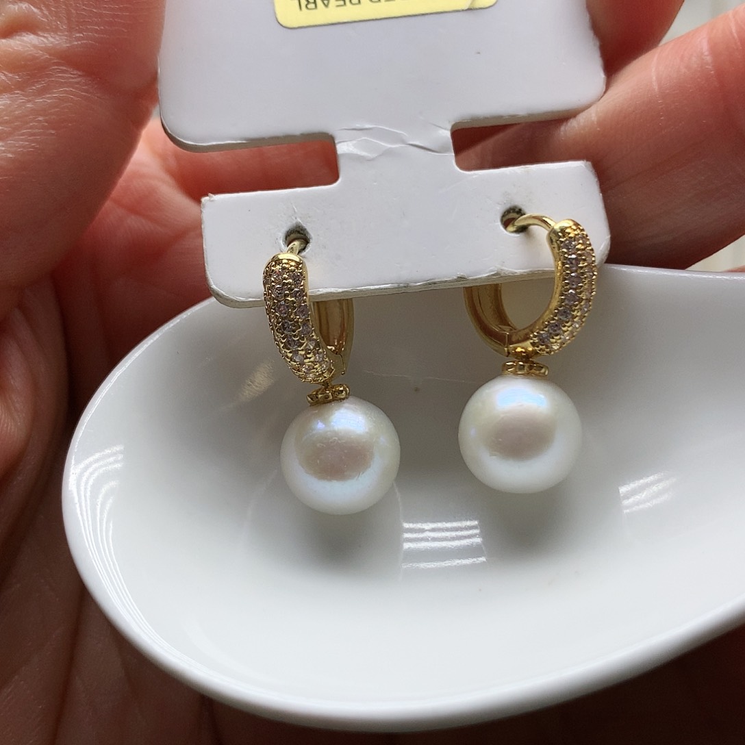 未镶嵌淡水珍珠耳饰