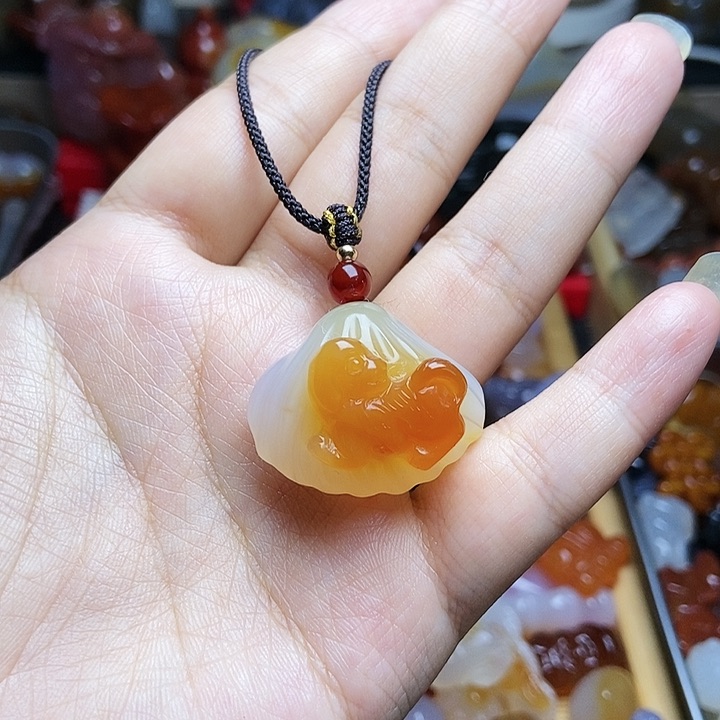 未镶嵌颈饰玛瑙/玉髓