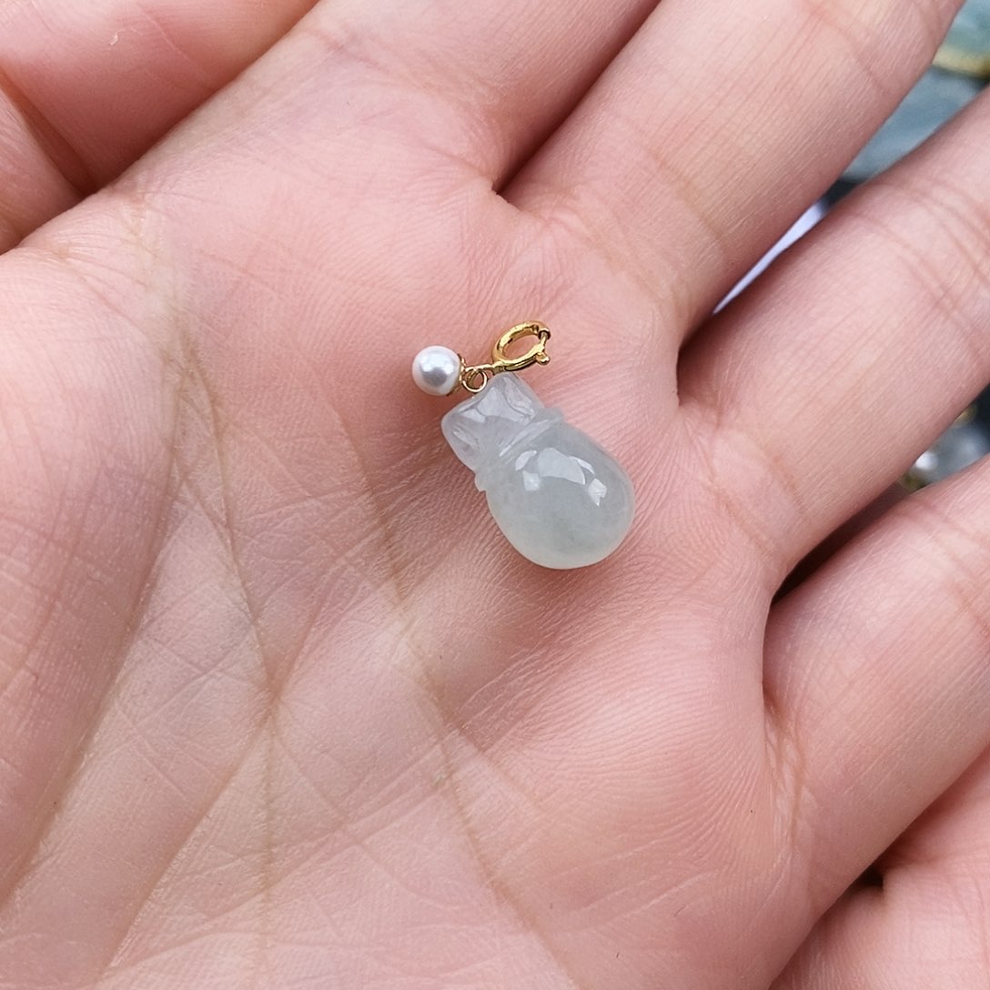 翡翠颈饰18K金镶嵌福袋