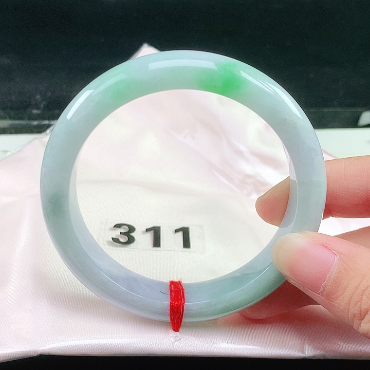 未镶嵌手镯翡翠翡翠手镯