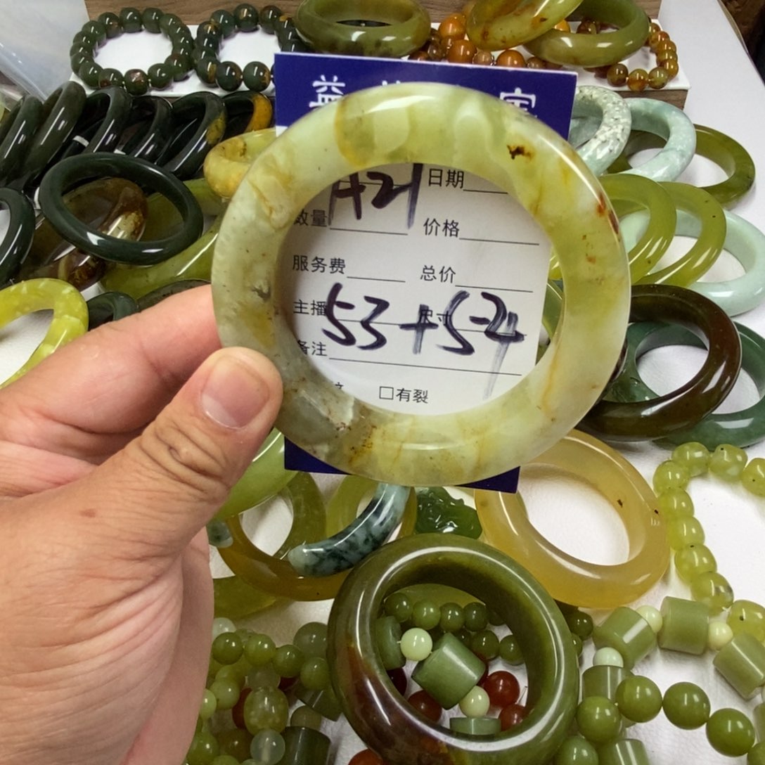 未镶嵌蛇纹石玉手镯