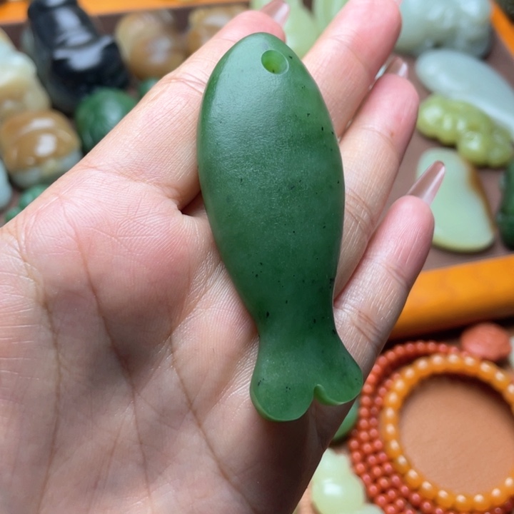 【闪购商品】颈饰未镶嵌和田玉白*