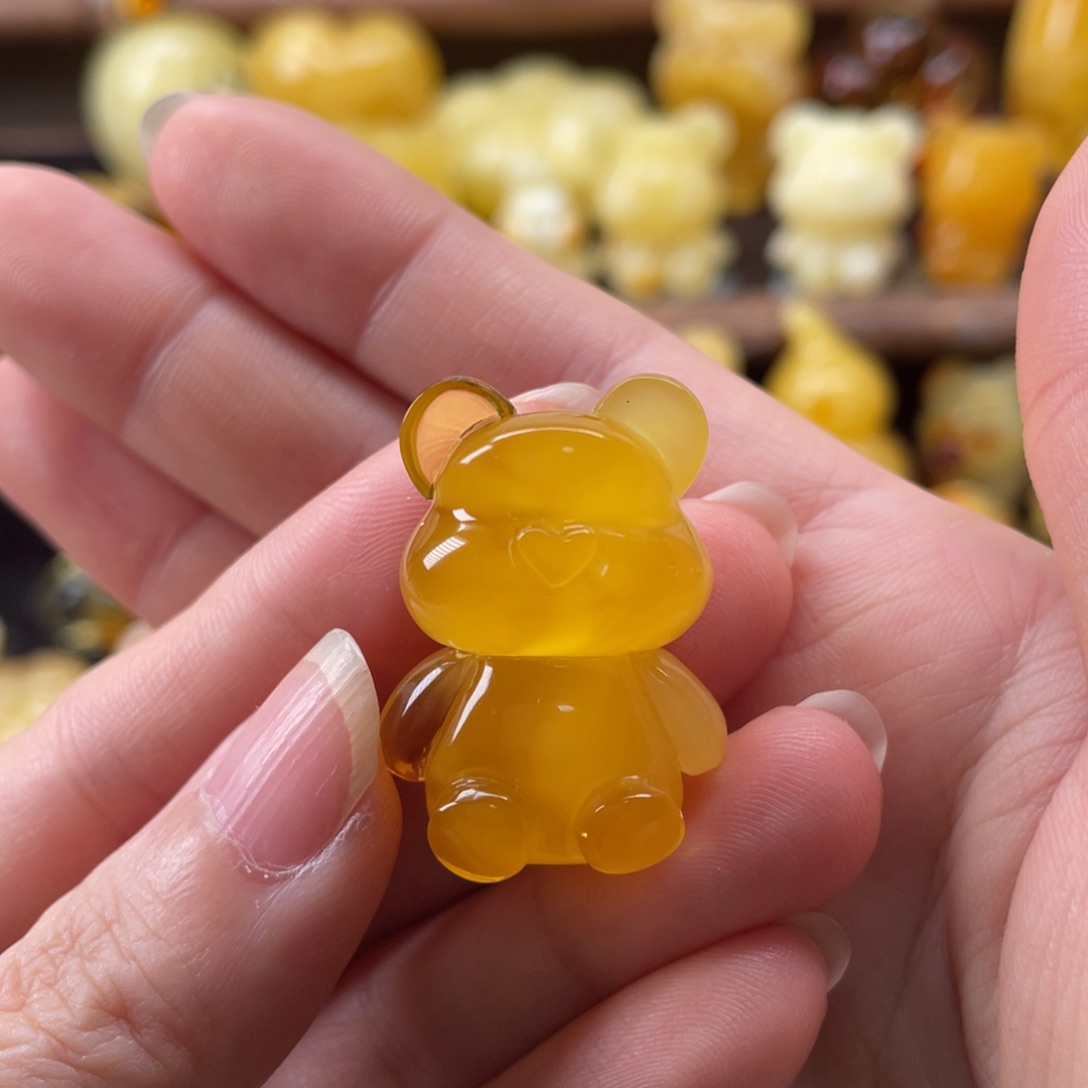 琥珀珠宝奇石未镶嵌