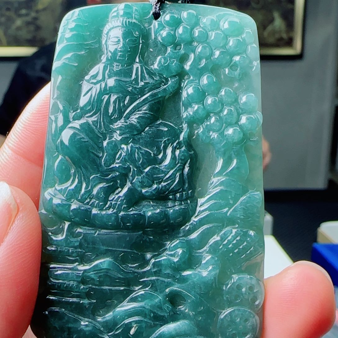 翡翠颈饰未镶嵌56565655665888