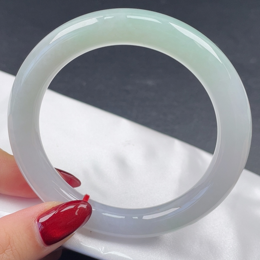 翡翠未镶嵌手镯60圆条