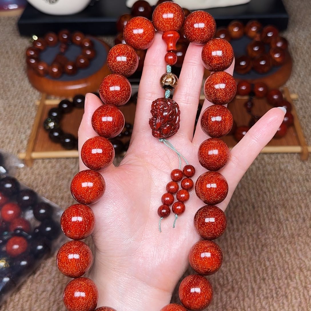 檀香紫檀（小叶紫檀）想2.0红手