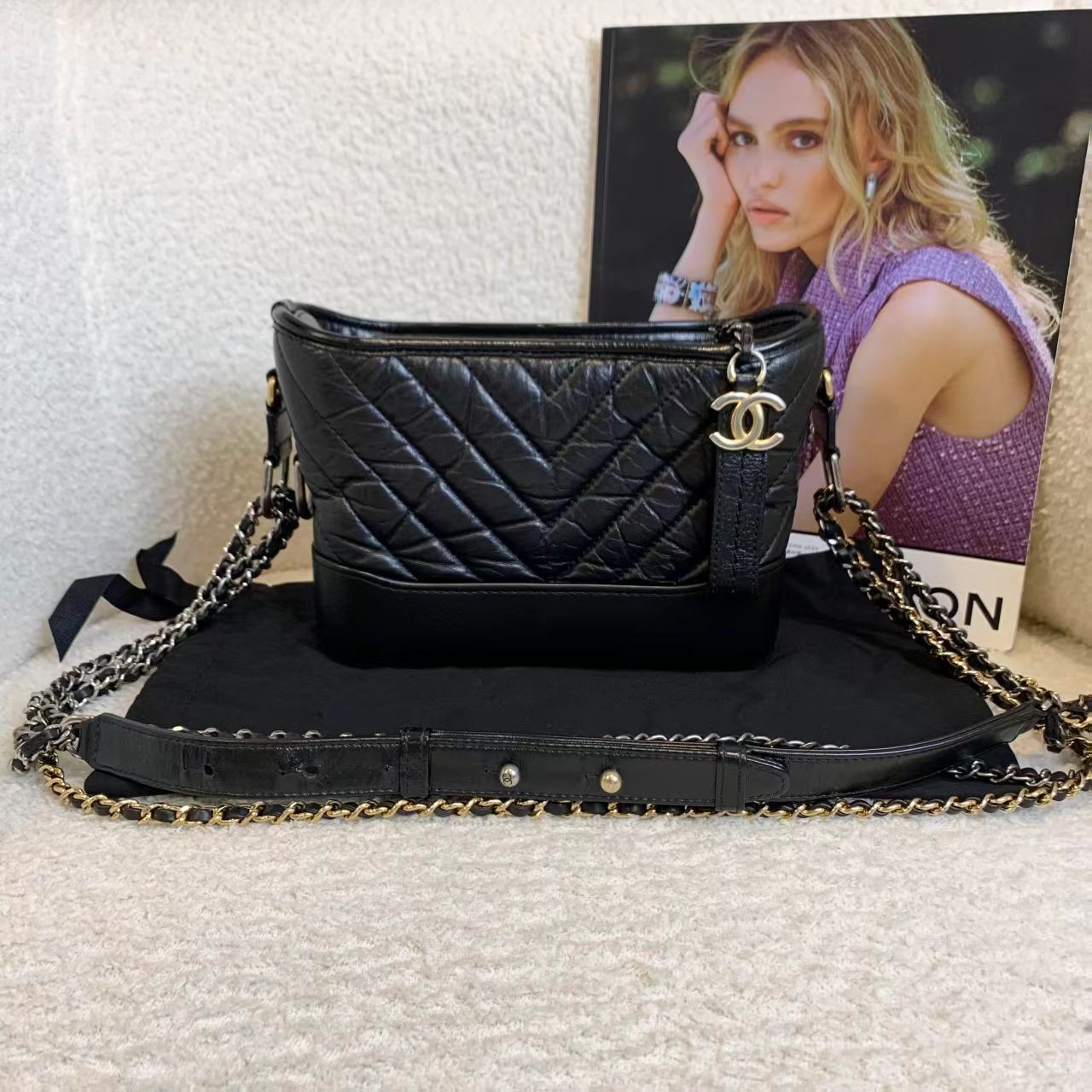 99新 Chanel/香奈儿 壹臻/黑金牛v纹流浪小号 26开 94108370