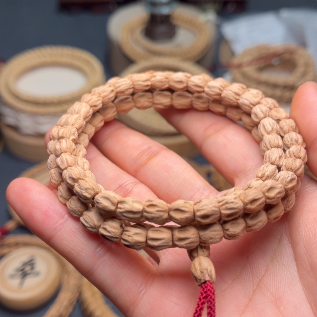 柏香籽/百香籽手串七*_