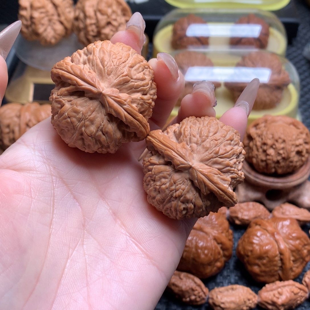 文玩核桃把件40球白