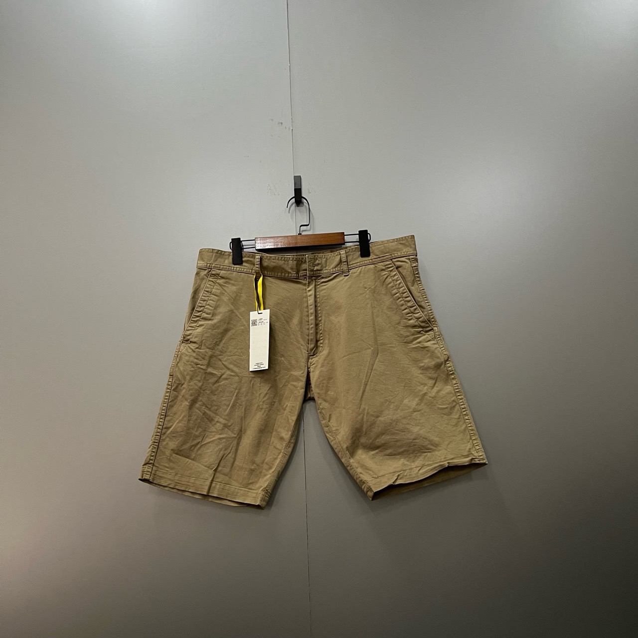 (ll) Moncler 蒙口 卡其色短裤 54码/95新/无配件 ki301460