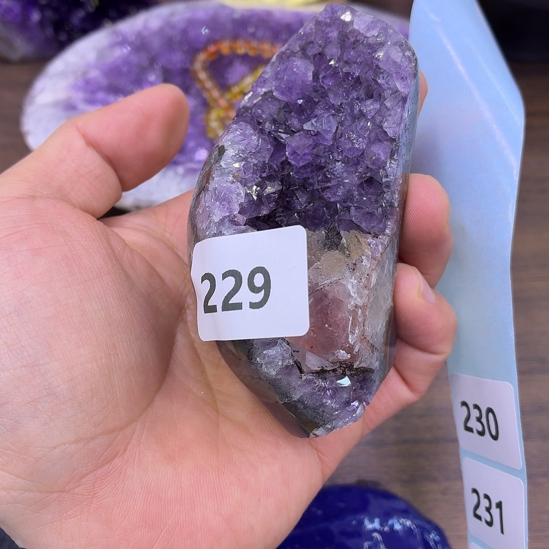 紫晶大型摆件（非配饰）未镶嵌