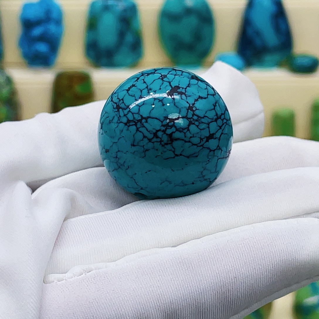 绿松石未镶嵌颈饰