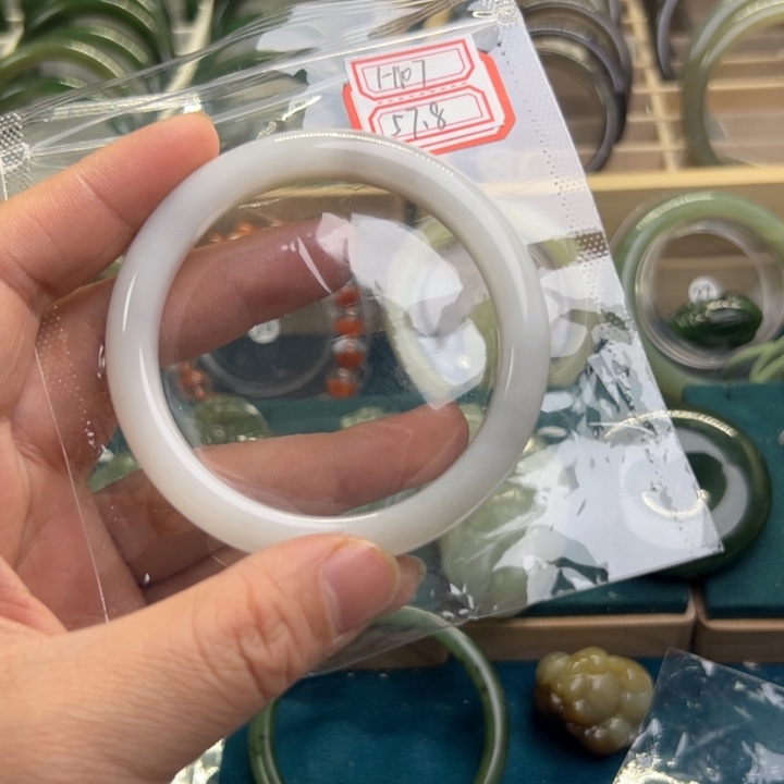 和田玉手镯未镶嵌57.8圈围H107